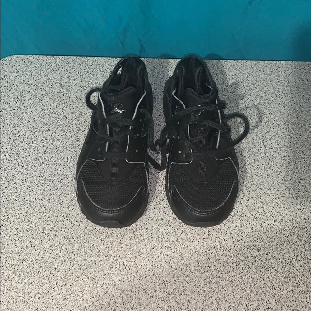 Nike boy Huarache**sold**